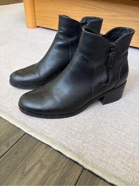 Cole Haan Black waterproof Lyla Leather Ankle Heeled Boots, US 7 1/2